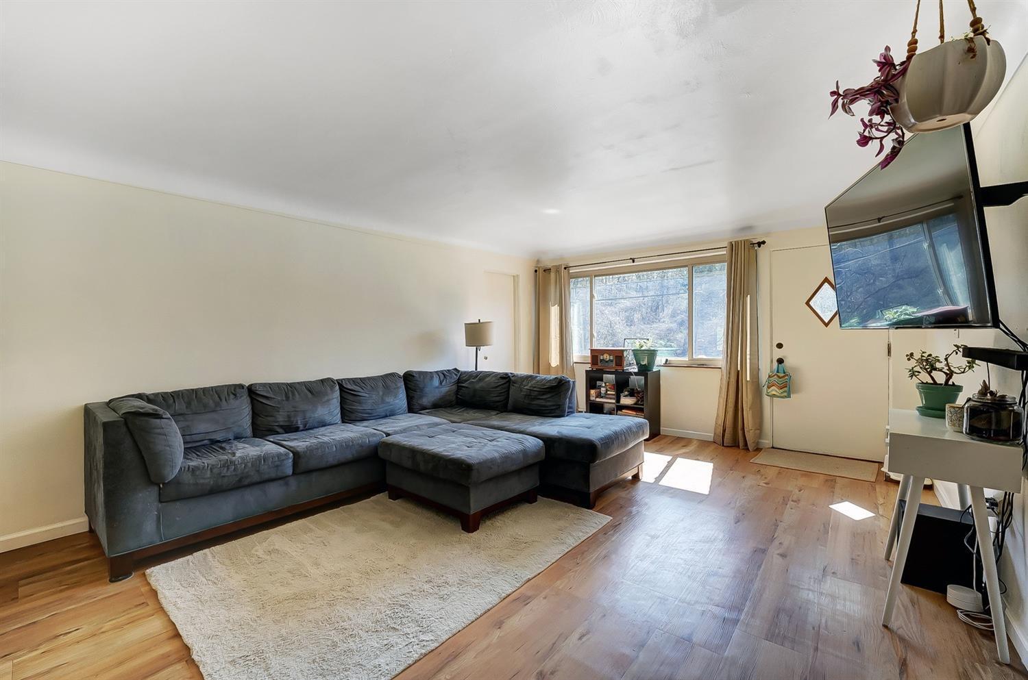 5522 Rapid Run Road Cincinnati, OH 45238 - Photo 4 of 28