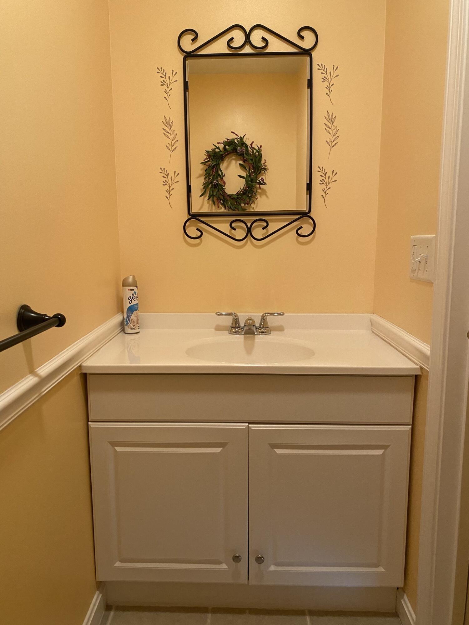 199 Bomarc Road, Unit 16 Bangor, ME 04401 - Photo 7 of 16 1/2 Bathroom