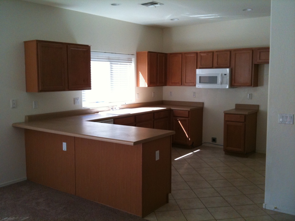 2865 East Superior Road San Tan Valley, AZ 85143 - Photo 3 of 6 Kitchen