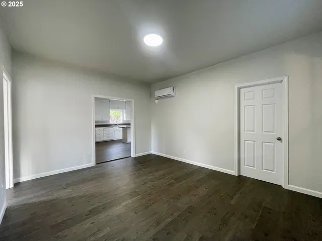 $339,900 | 1039 Chestnut Avenue, Cottage Grove, OR 97424