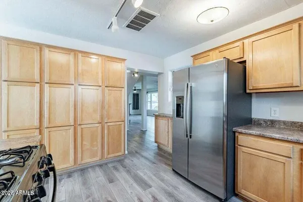$4,995 | 505 West Howe Street, Tempe, AZ 85281