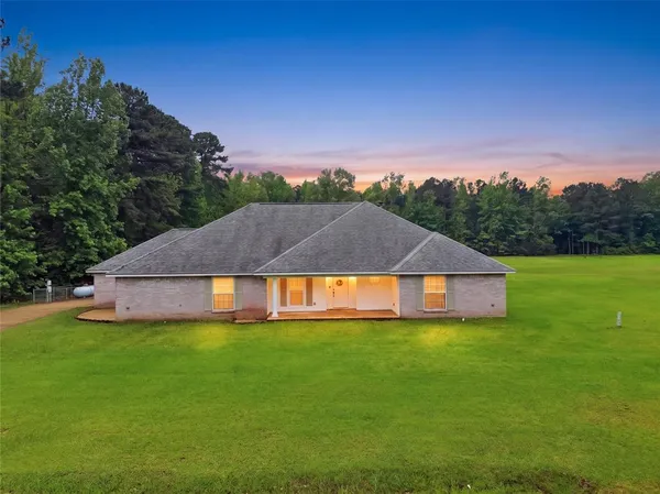 $349,900 | 561 Wells Road, Haughton, LA 71037