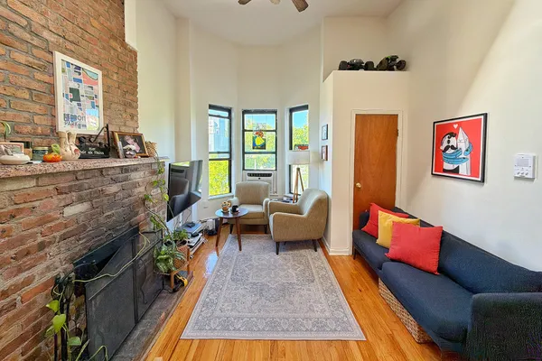 $945,000 | 298 12th Street, Unit 4F | Park Slope
