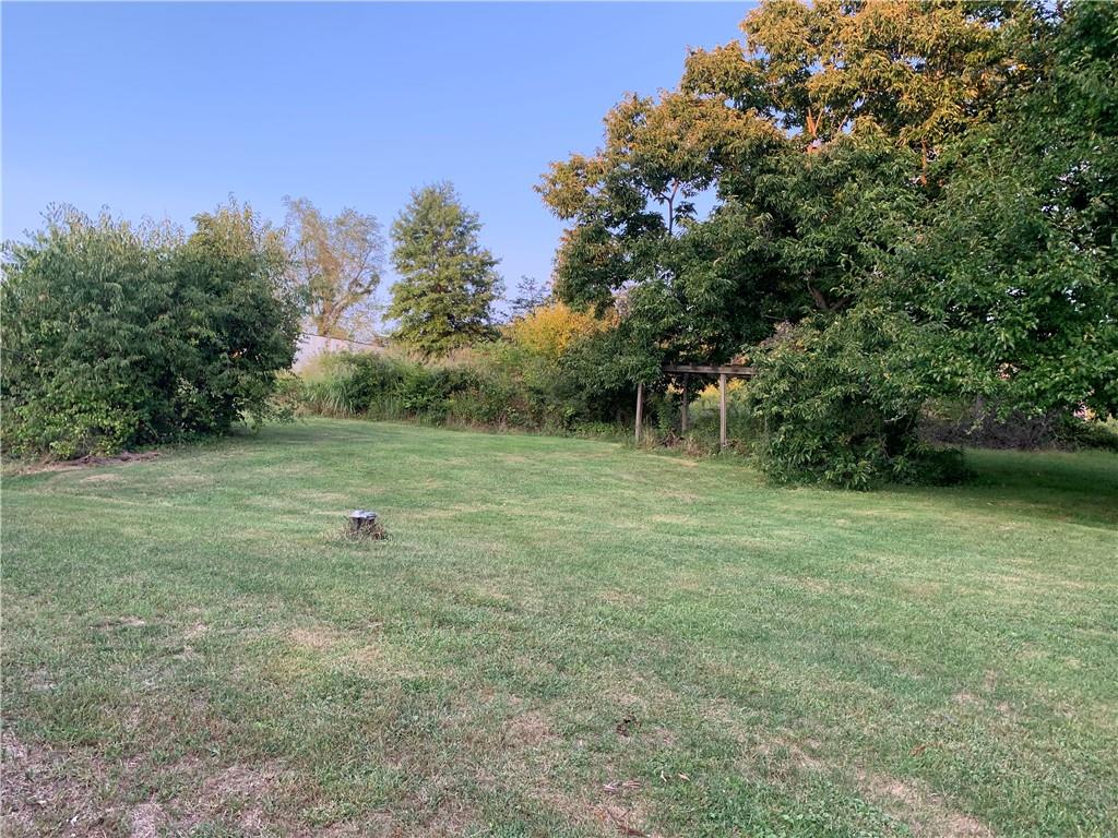 328 Chapel Road Aliquippa, PA 15001 - Photo 6 of 30 Gallery Image 6