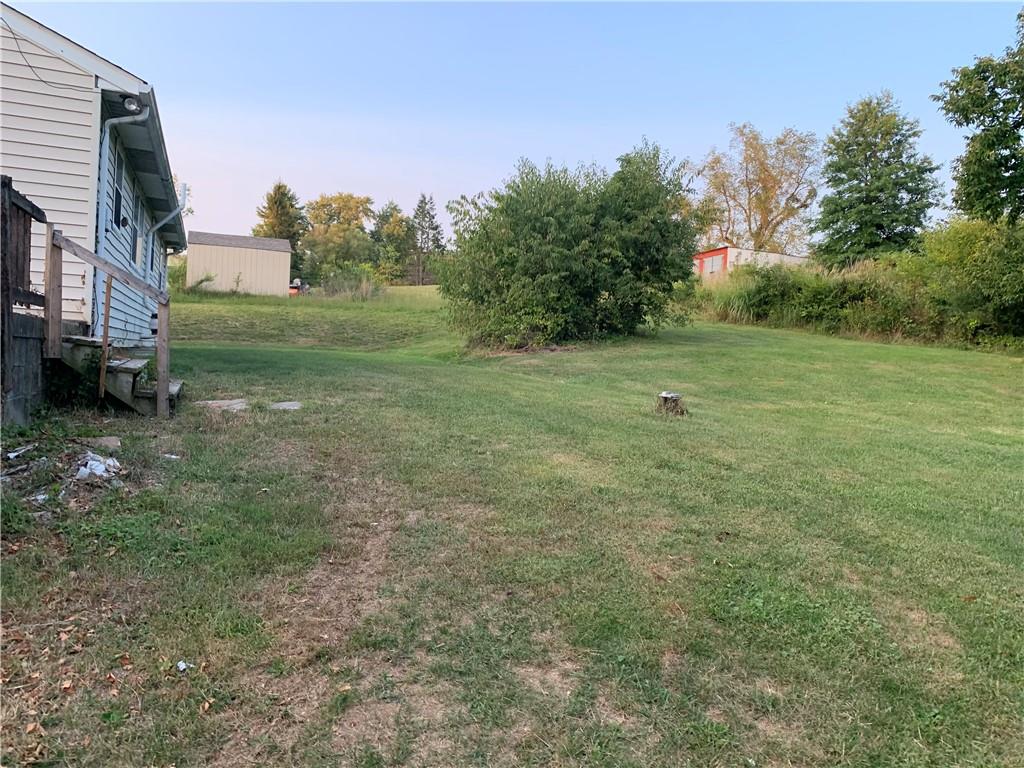 328 Chapel Road Aliquippa, PA 15001 - Photo 7 of 30 Gallery Image 7