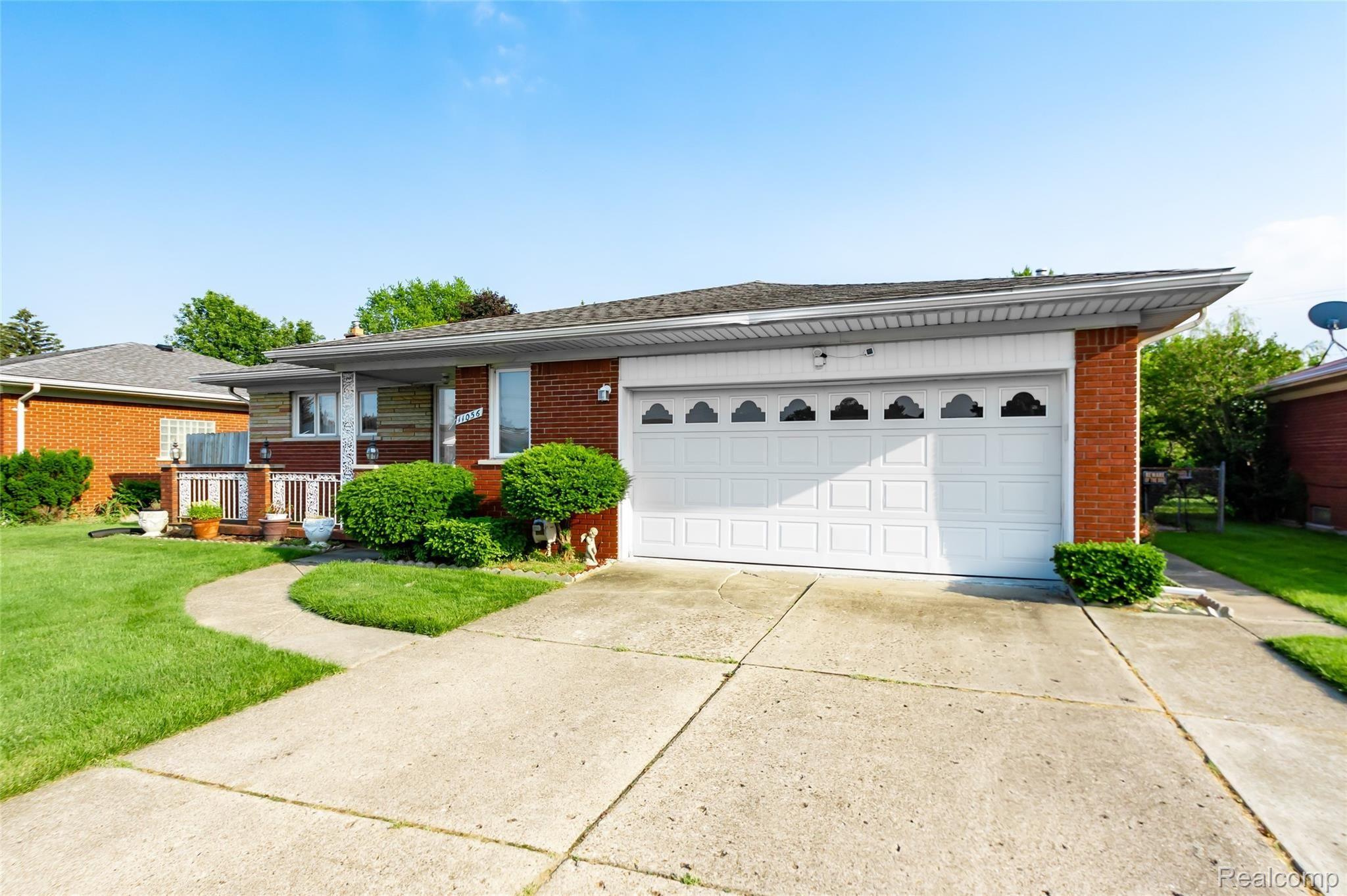 11056 Racine Road Warren, MI 48093 - Photo 20 of 24 20.jpg