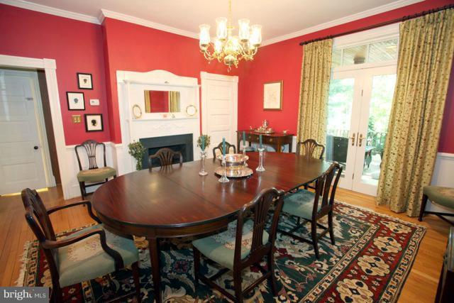 407 Hawthorn Road Baltimore, MD 21210 - Photo 23 of 30 Dining Room