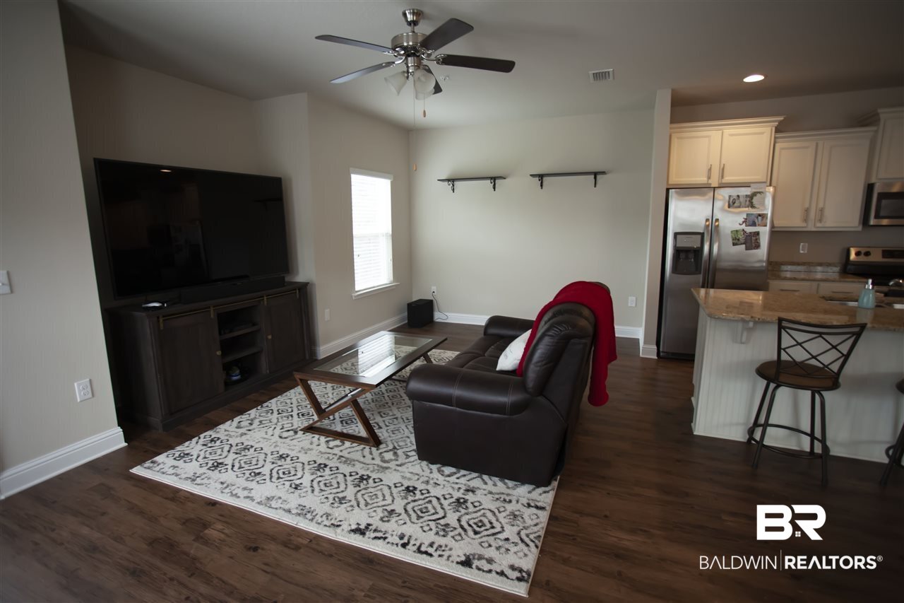 31172 C Thicket Way Daphne, AL 36527 - Photo 6 of 26 Living Room