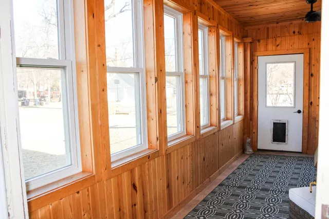 $239,500 | 311 West 7th Street, Morris, MN 56267