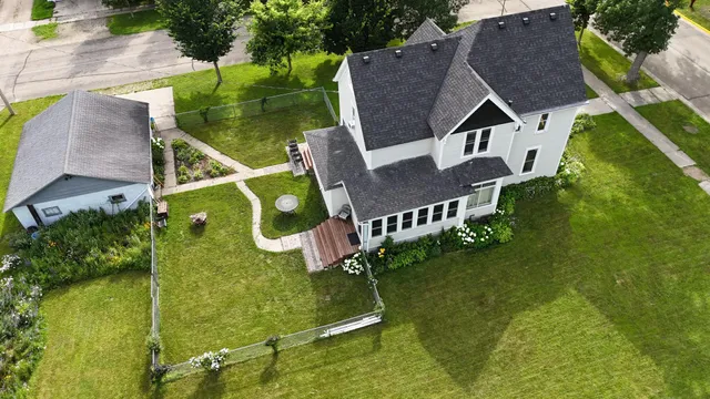 $239,500 | 311 West 7th Street, Morris, MN 56267