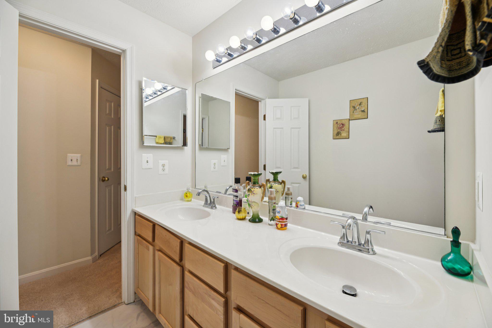 11275 Lord Baltimore Drive Swan Point, MD 20645 - Photo 18 of 35