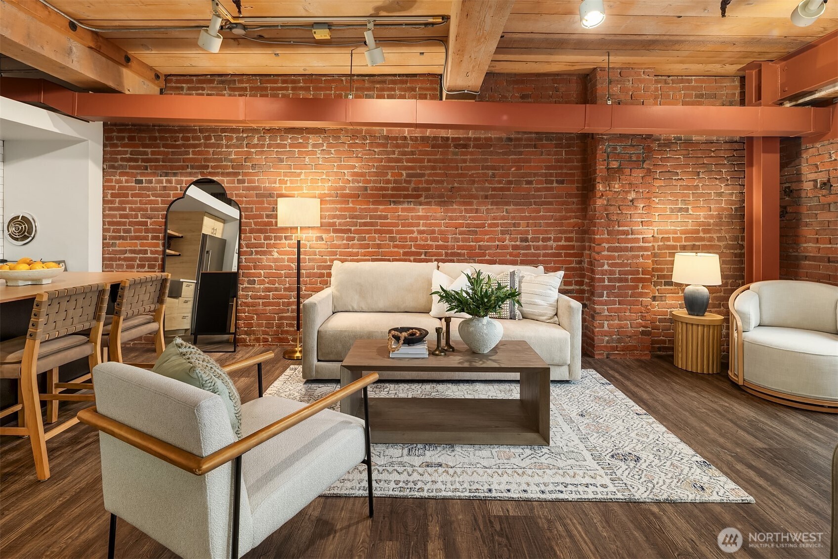 1507 Western Avenue, Unit R201 Seattle, WA 98101 - Photo 6 of 18 Gallery Image 6