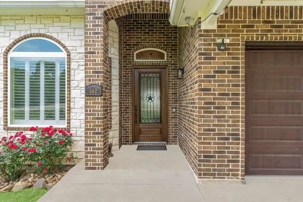 $1,199,000 | 462 Bridgelanding, Onalaska, TX 77360