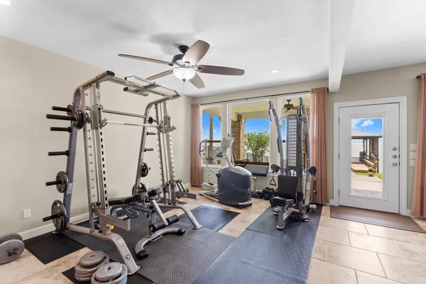 $1,199,000 | 462 Bridgelanding, Onalaska, TX 77360