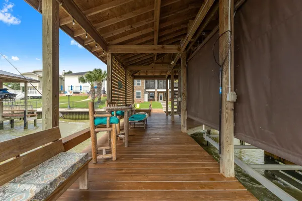 $1,199,000 | 462 Bridgelanding, Onalaska, TX 77360