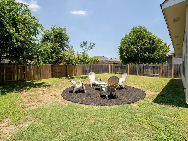 $2,550 | 11620 Larch Valley Drive, Austin, TX 78754