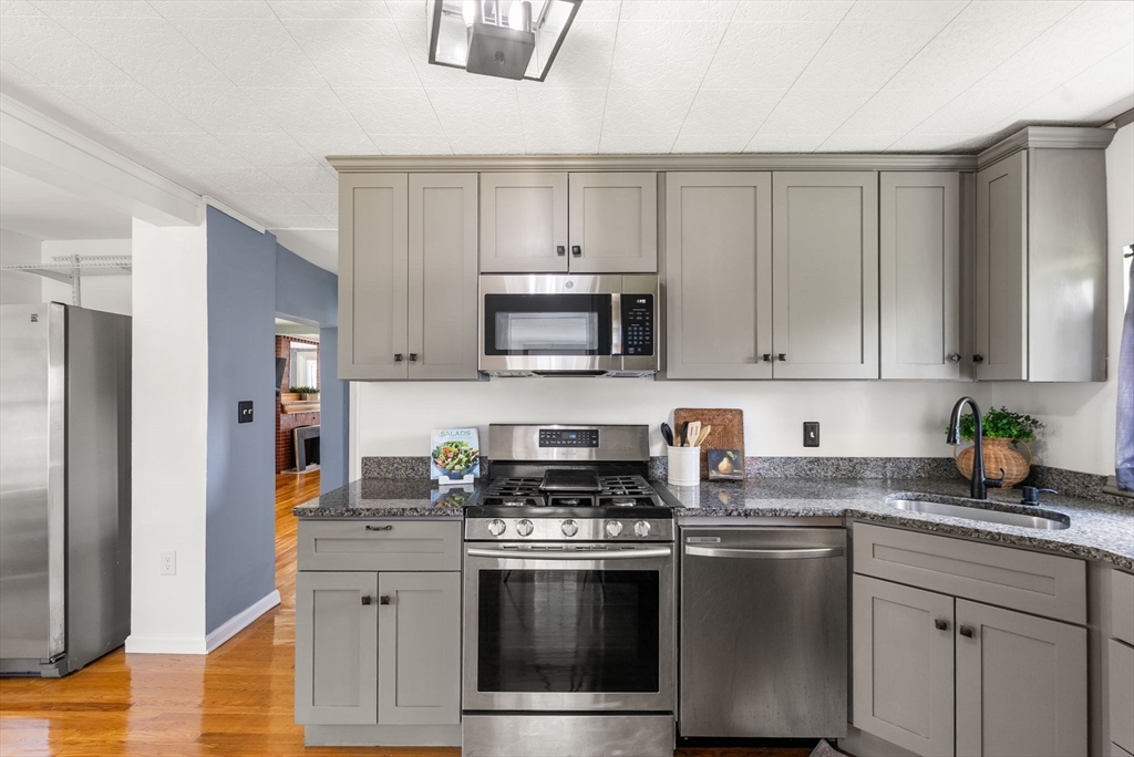 18 Kiely Road Dedham, MA 02026 - Photo 14 of 37 Gallery Image 14