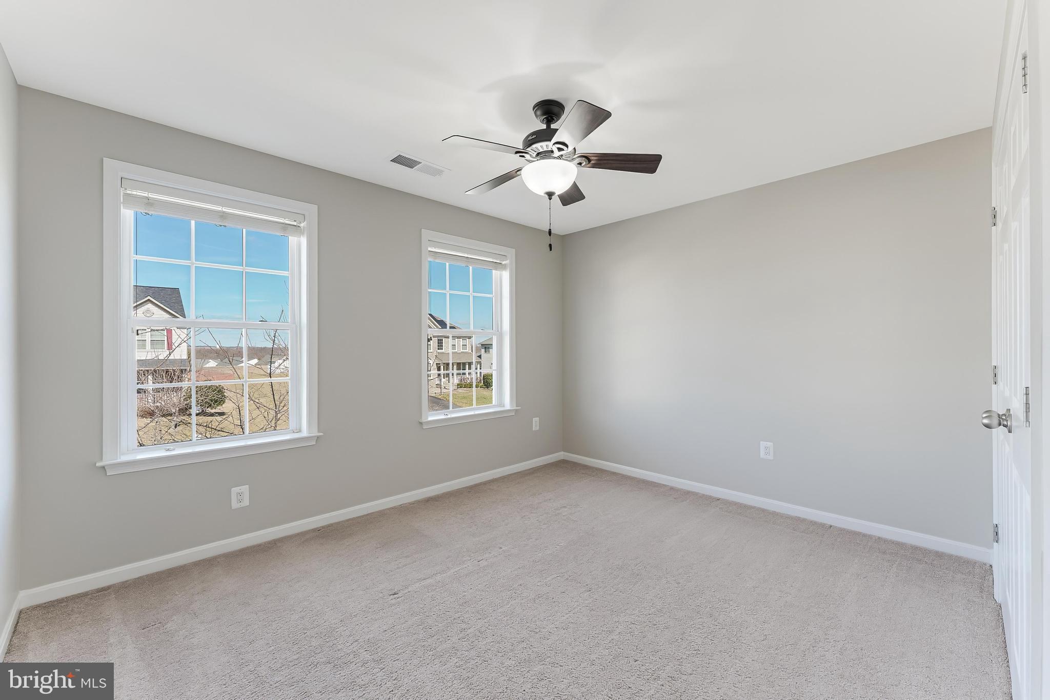 18747 Pier Trail Drive Triangle, VA 22172 - Photo 56 of 84 a view of an empty room with a window