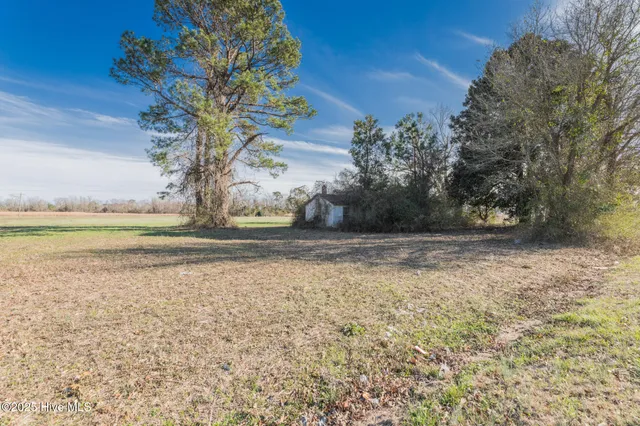 $154,900 | 4441 Highway 11, Wallace, NC 28466