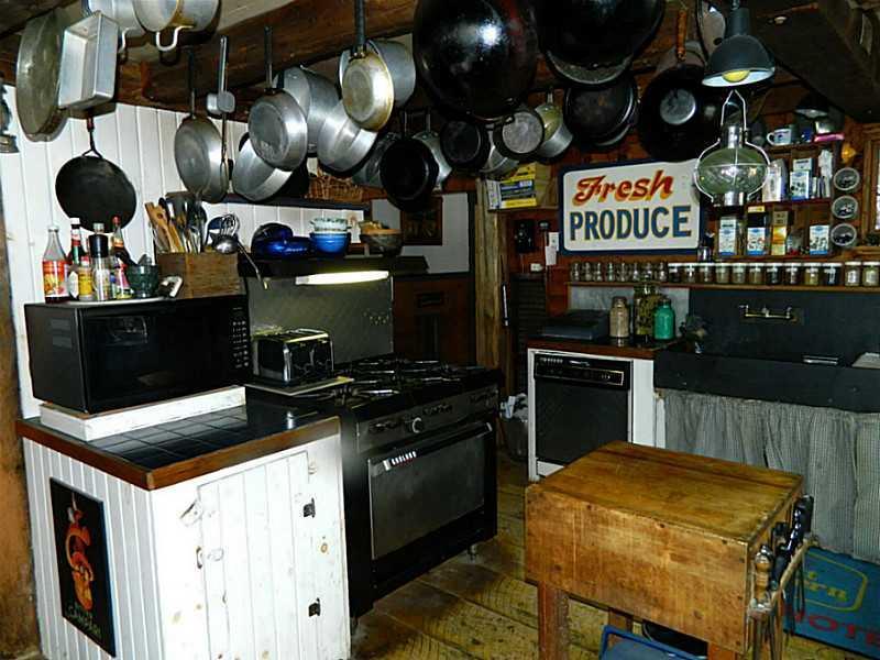58 Bittersweet Run Biddeford, ME 04005 - Photo 4 of 28 Kitchen.