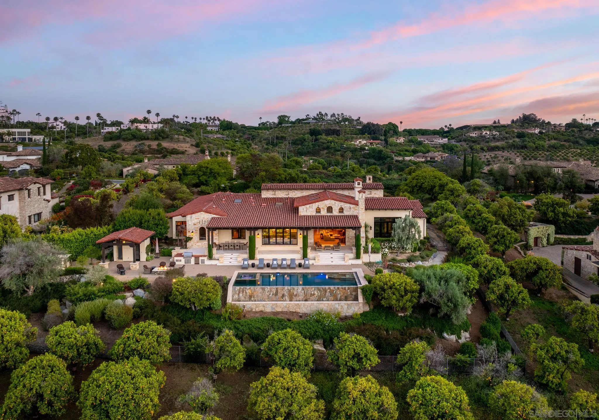 6248 Strada Fragante Rancho Santa Fe, CA 92091 - Photo 33 of 38 an aerial view of a house with a garden space