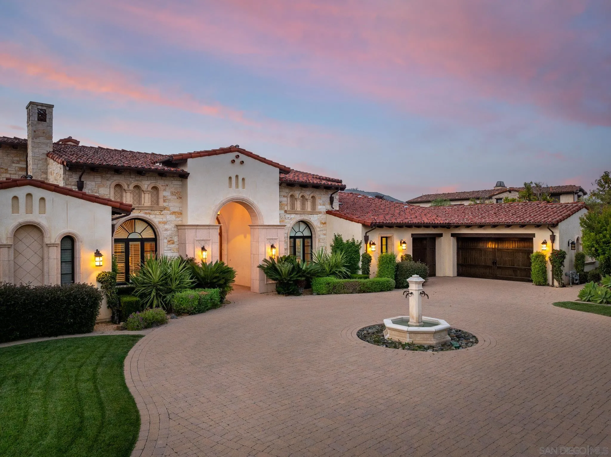 6248 Strada Fragante Rancho Santa Fe, CA 92091 - Photo 38 of 38 a front view of house with yard and green space