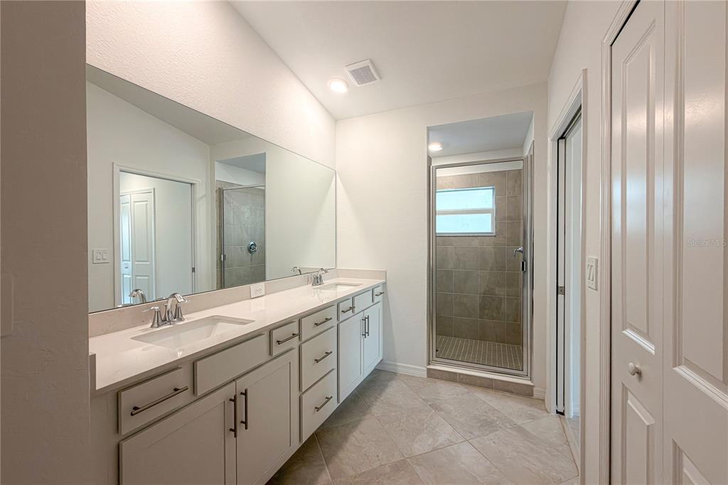 18923 Scallop Loop, Unit 201 Lakewood Ranch, FL 34211 - Photo 26 of 32