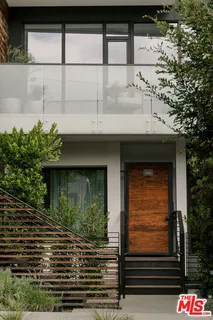 $2,925,000 | 702 North Doheny Drive, Unit TH5, West Hollywood, CA 90069