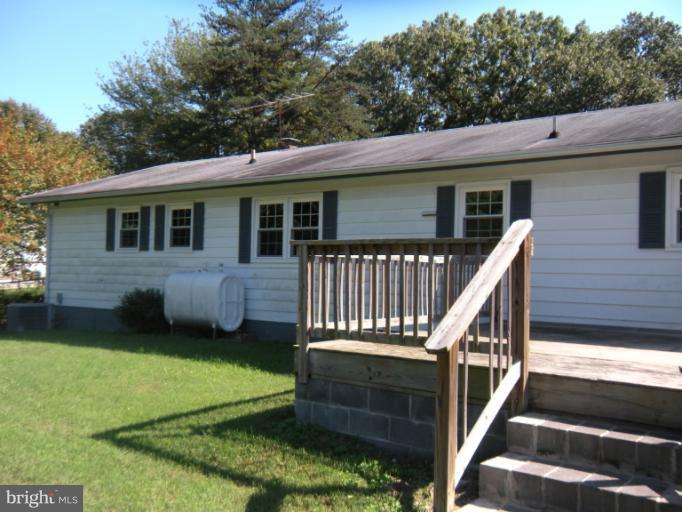 6015 Cracklingtown Road Hughesville, MD 20637 - Photo 8 of 18 Exterior (Rear)