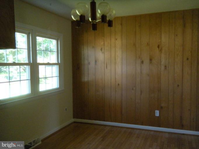 6015 Cracklingtown Road Hughesville, MD 20637 - Photo 10 of 18 Dining Room