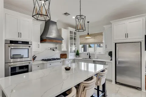 $1,080,000 | 1505 Bellevue Street, Lake Charles, LA 70601