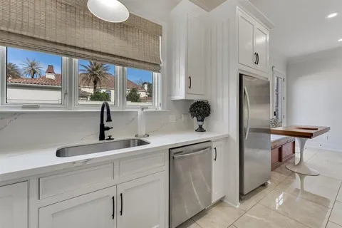 $1,080,000 | 1505 Bellevue Street, Lake Charles, LA 70601