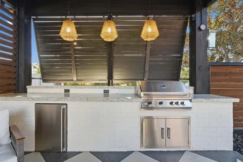 $1,080,000 | 1505 Bellevue Street, Lake Charles, LA 70601