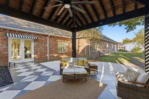 $1,080,000 | 1505 Bellevue Street, Lake Charles, LA 70601