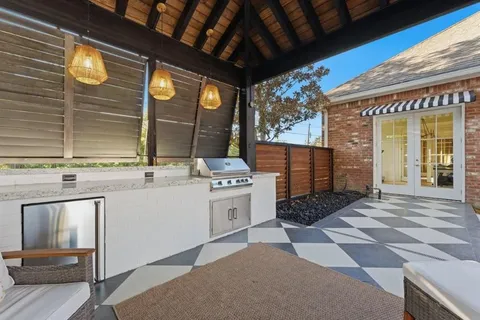 $1,080,000 | 1505 Bellevue Street, Lake Charles, LA 70601