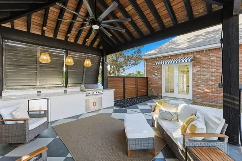 $1,080,000 | 1505 Bellevue Street, Lake Charles, LA 70601