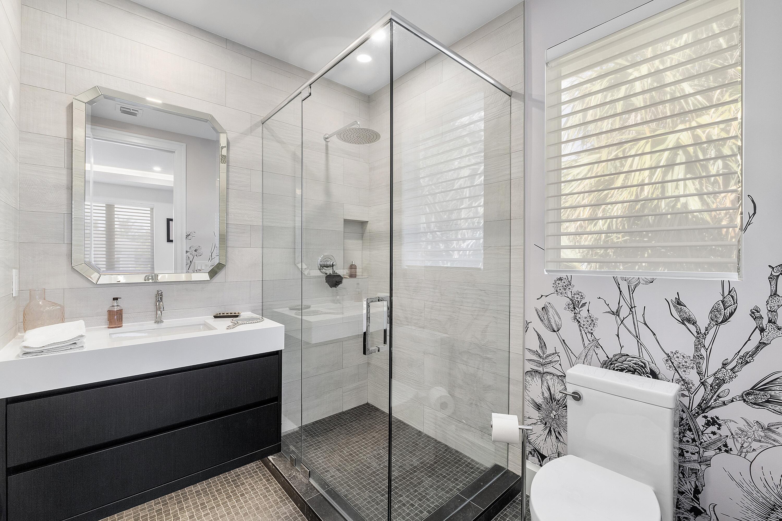 474 Northeast 3rd Street Boca Raton, FL 33432 - Photo 41 of 51 474_NE_3rd_St_058