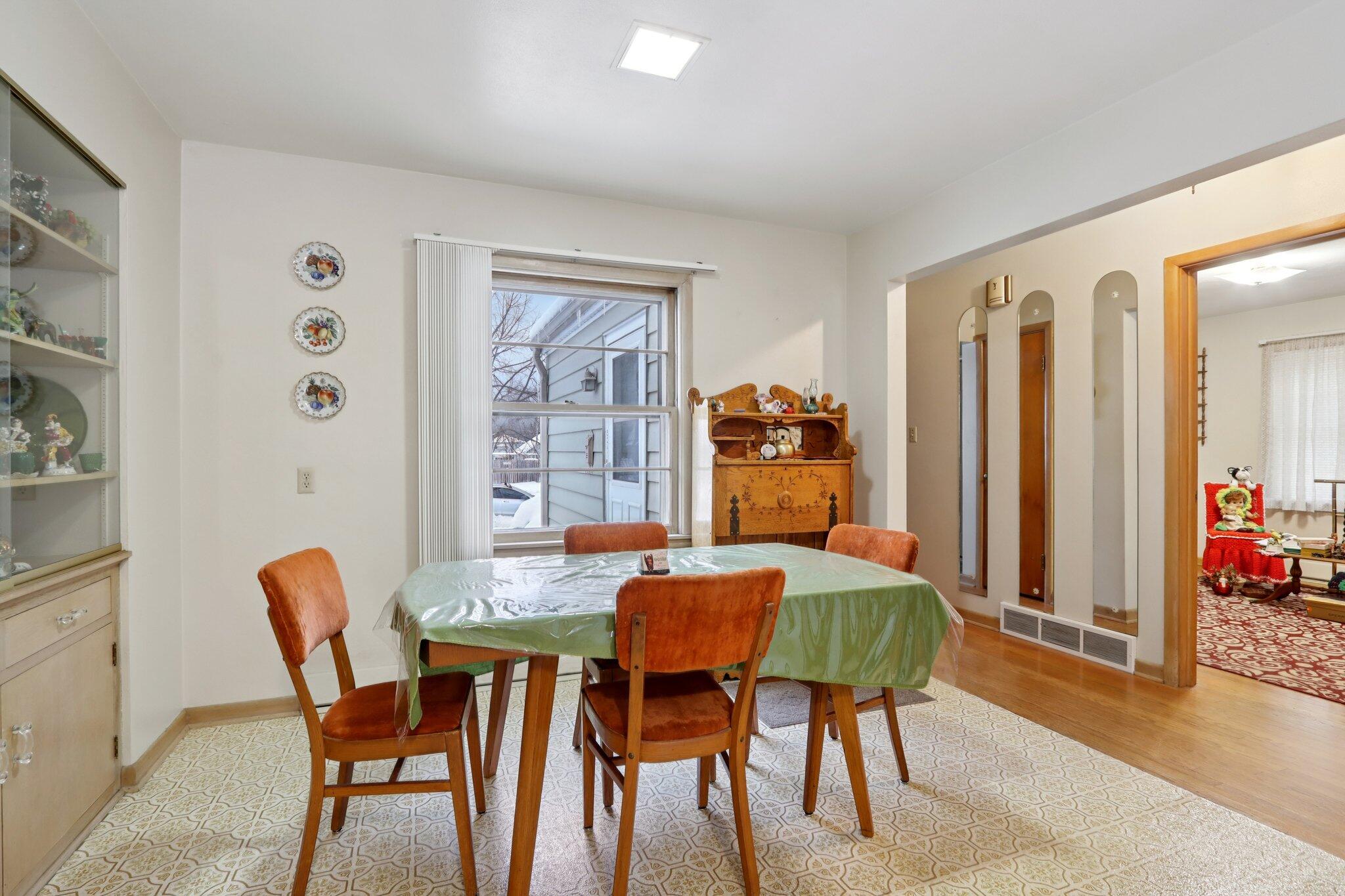 5341 North 49th Street, Unit 5343 Milwaukee, WI 53218 - Photo 11 of 50 14-web-or-mls-N 49th St 5343-S1112-014