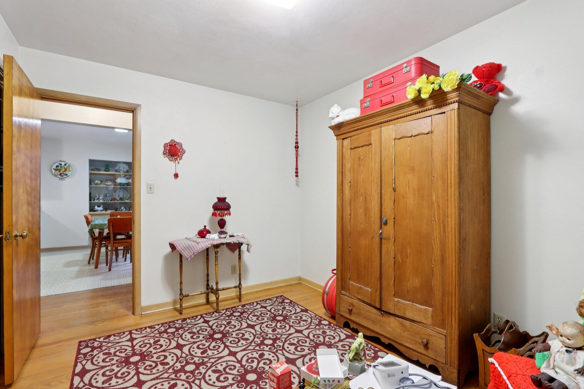 5341 North 49th Street, Unit 5343 Milwaukee, WI 53218 - Photo 25 of 50 28-web-or-mls-N 49th St 5343-S1112-028