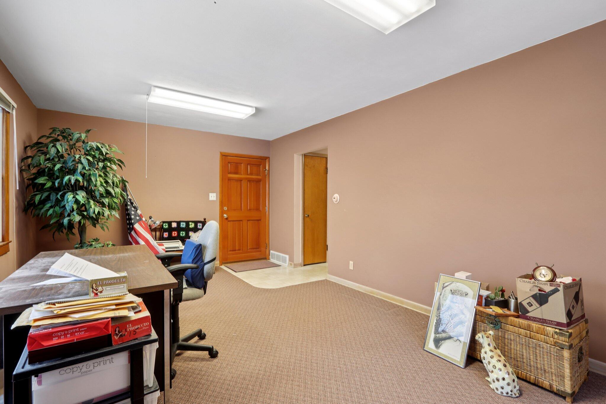 5341 North 49th Street, Unit 5343 Milwaukee, WI 53218 - Photo 29 of 50 32-web-or-mls-N 49th St 5343-S1112-032