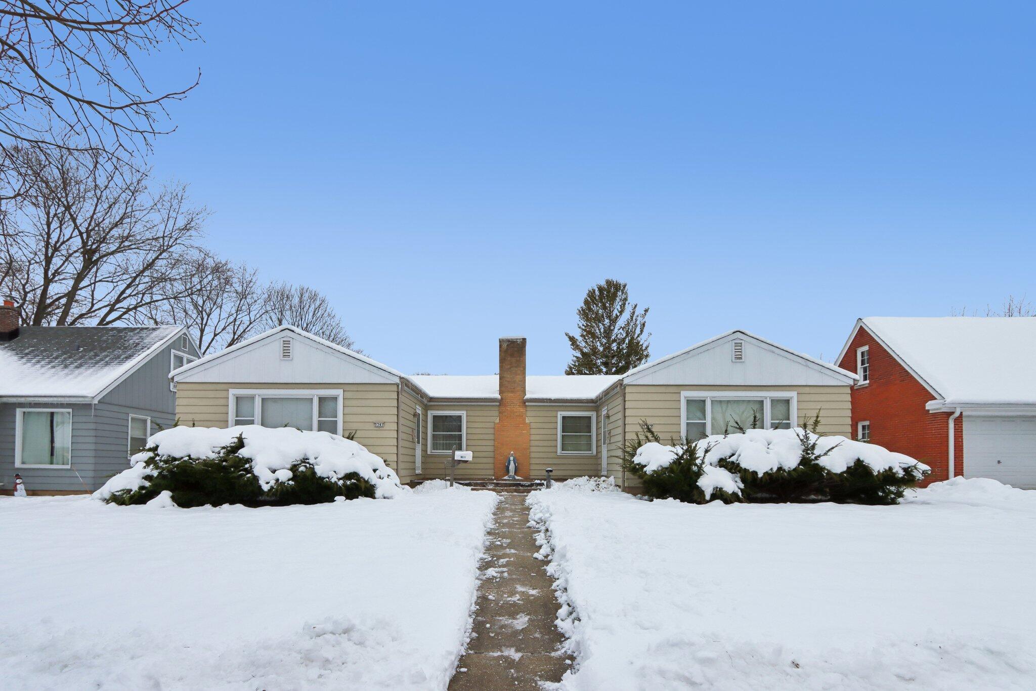 5341 North 49th Street, Unit 5343 Milwaukee, WI 53218 - Photo 3 of 50 5-web-or-mls-N 49th St 5343-S1112-005