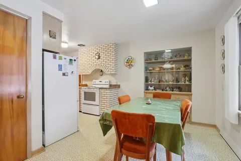 $366,000 | 5341 North 49th Street, Unit 5343, Milwaukee, WI 53218