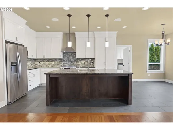 $915,000 | 1930 Sterling Park Place, Eugene, OR 97408