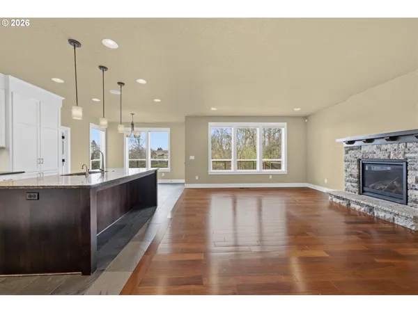 $915,000 | 1930 Sterling Park Place, Eugene, OR 97408
