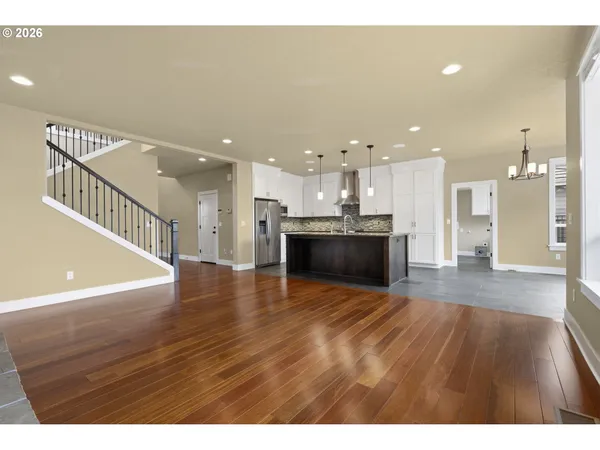 $915,000 | 1930 Sterling Park Place, Eugene, OR 97408