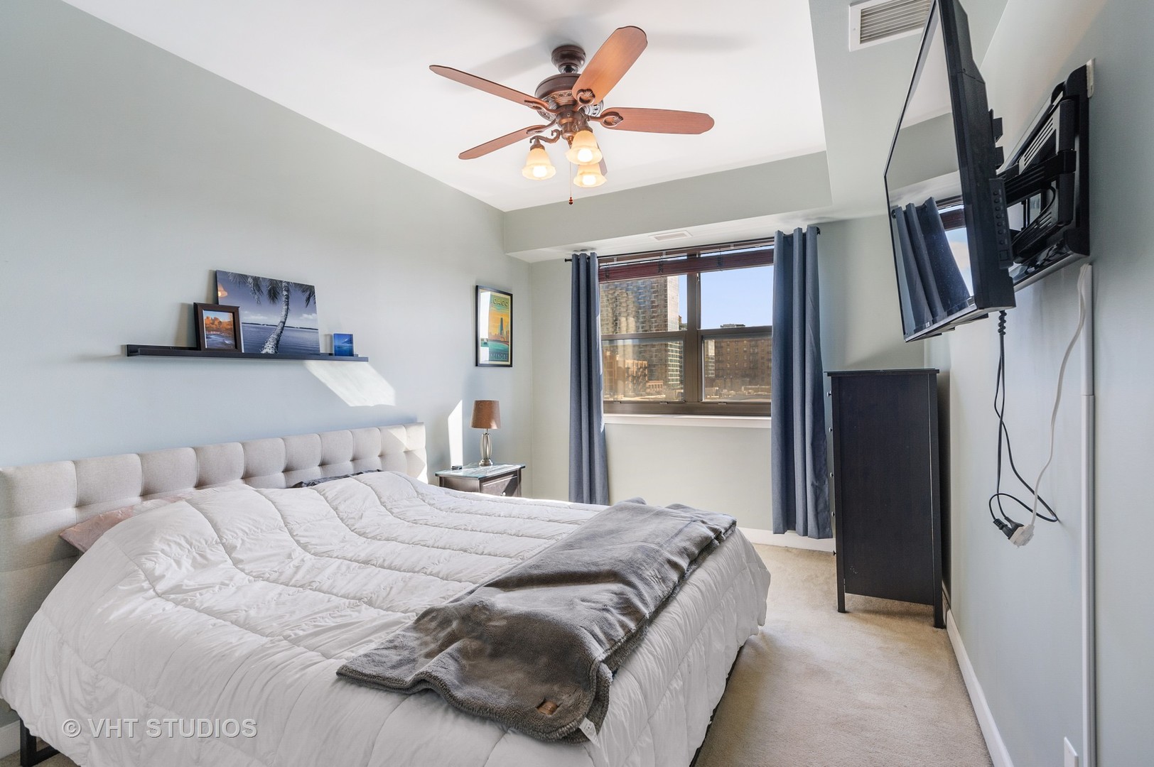 1155 South State Street, Unit C504 Chicago, IL 60605 - Photo 10 of 14