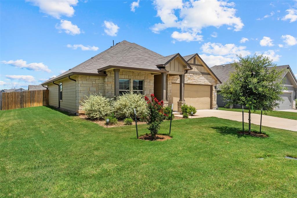10805 Peperak Court Waco, TX 76708 - Photo 2 of 32