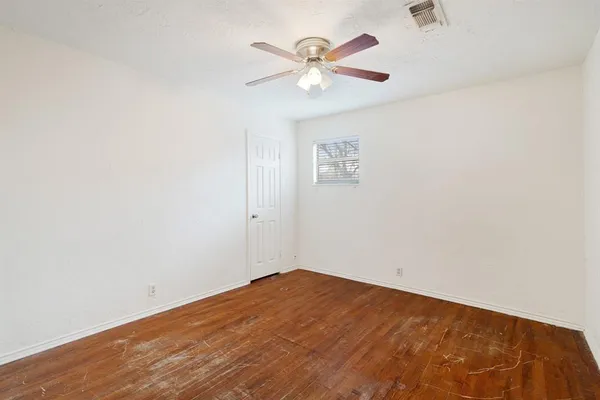 $249,900 | 835 39th Street Southeast, Paris, TX 75462
