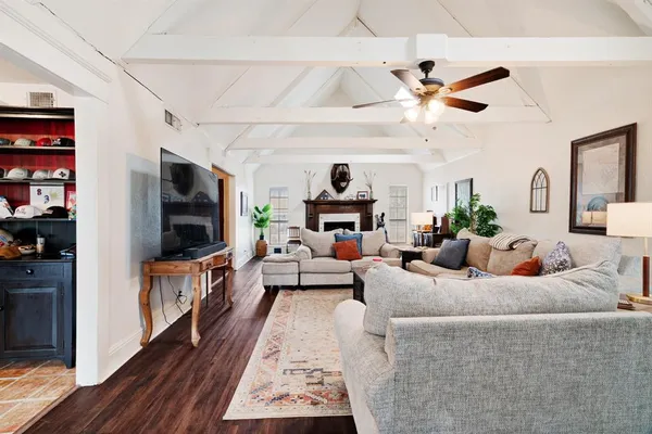 $249,900 | 835 39th Street Southeast, Paris, TX 75462