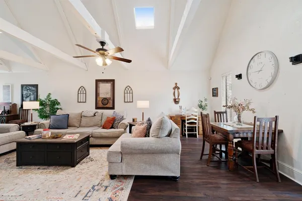 $249,900 | 835 39th Street Southeast, Paris, TX 75462